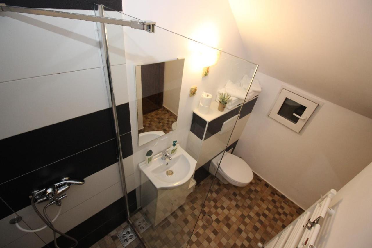 Gothic Apartment Braşov Exterior foto