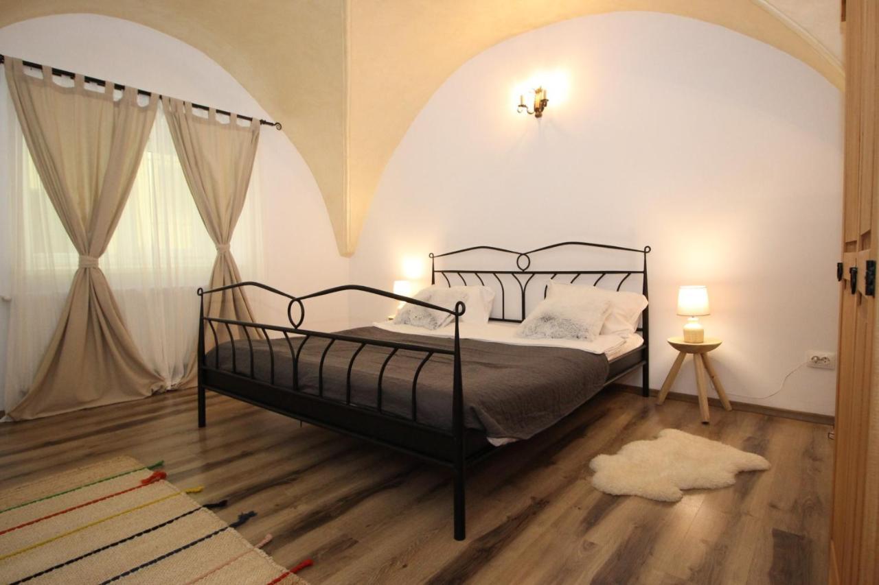 Gothic Apartment Braşov Exterior foto